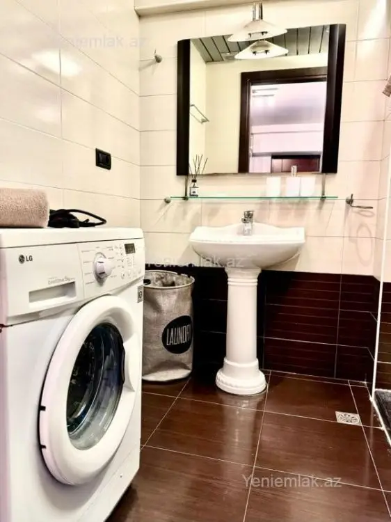 450 000 AZN - 3 otaqlı mənzil Satılır, Səbail, Bakı