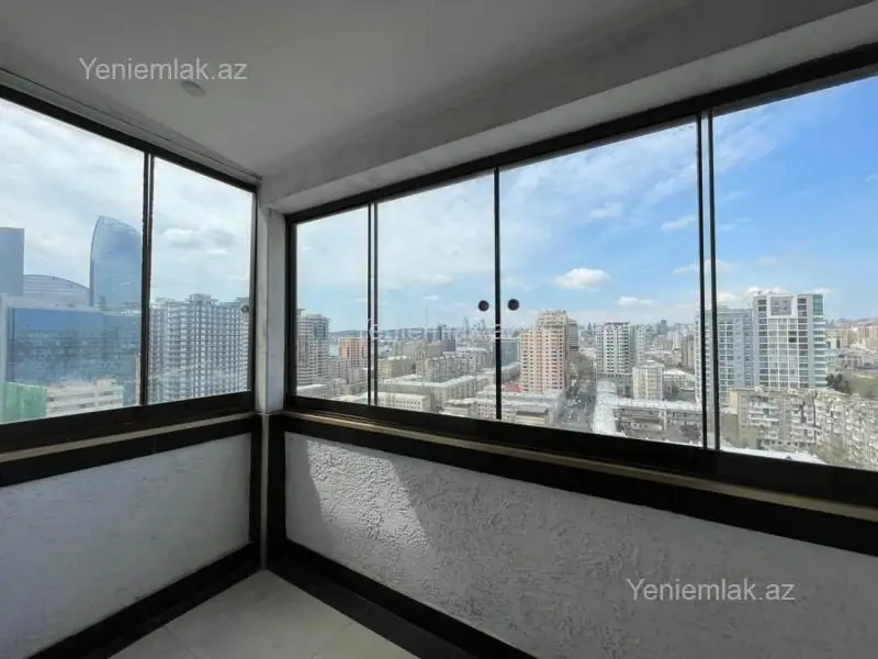 1 500 AZN - 3 otaqlı mənzil Kirayə (aylıq), Səbail, Bakı