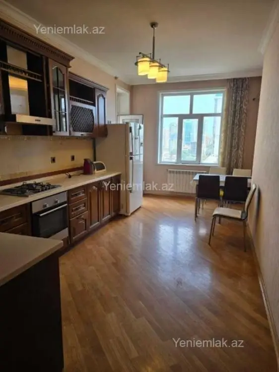 415 000 AZN - 3 otaqlı mənzil Satılır, Yasamal qəs., Nizami, Bakı