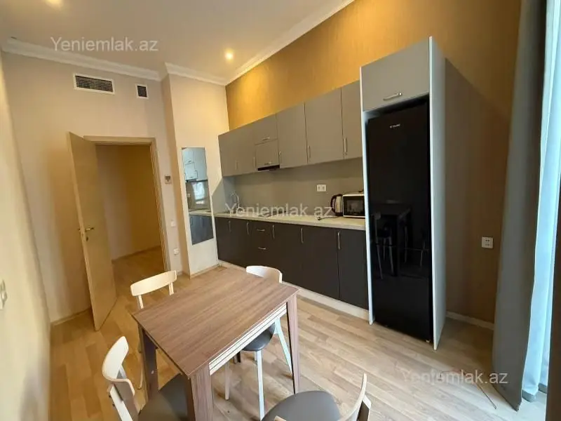 950 AZN - 2 otaqlı mənzil Kirayə (aylıq), Nərimanov, Bakı