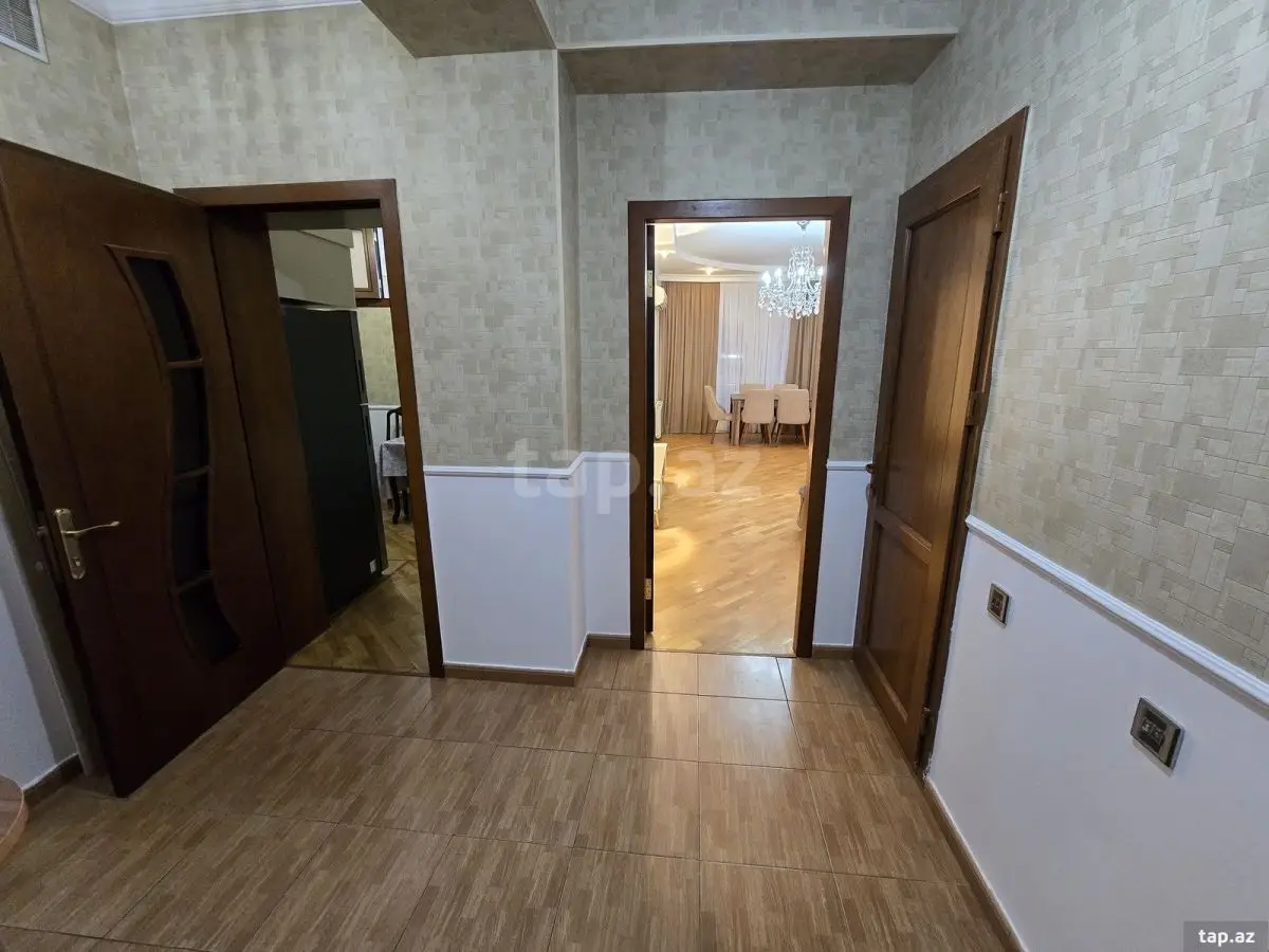 900 AZN - 2 otaqlı mənzil Kirayə (aylıq), Bakı