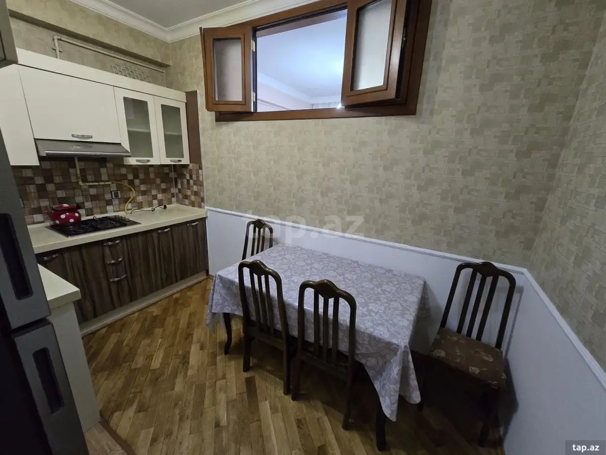 900 AZN - 2 otaqlı mənzil Kirayə (aylıq), Bakı
