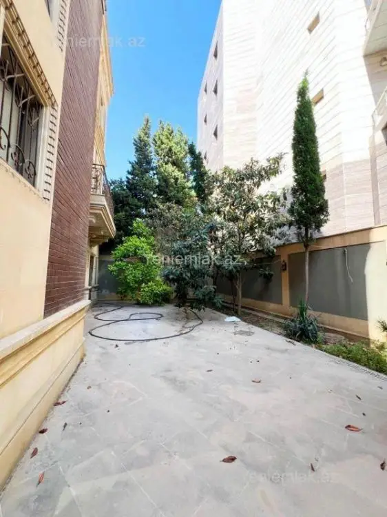3 700 000 AZN - 14 otaqlı mənzil Satılır, Nərimanov, Bakı