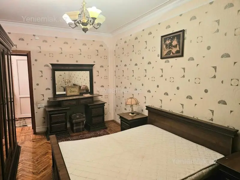 850 AZN - 4 otaqlı mənzil Kirayə (aylıq), Nərimanov, Bakı