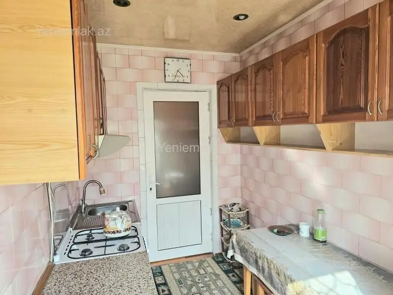 850 AZN - 4 otaqlı mənzil Kirayə (aylıq), Nərimanov, Bakı
