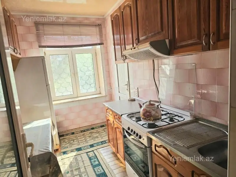 850 AZN - 4 otaqlı mənzil Kirayə (aylıq), Nərimanov, Bakı