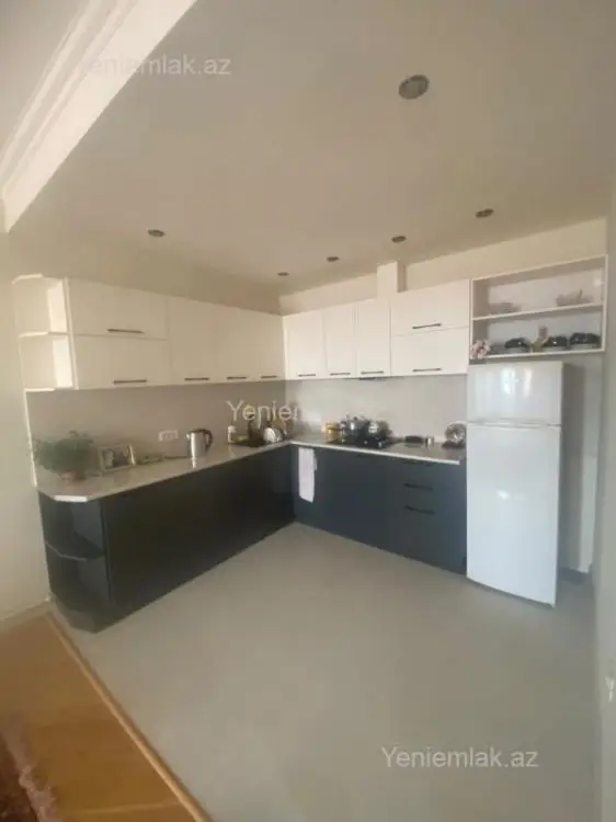 160 000 AZN - 3 otaqlı mənzil Satılır, Yeni Yasamal qəs., Yasamal, Bakı