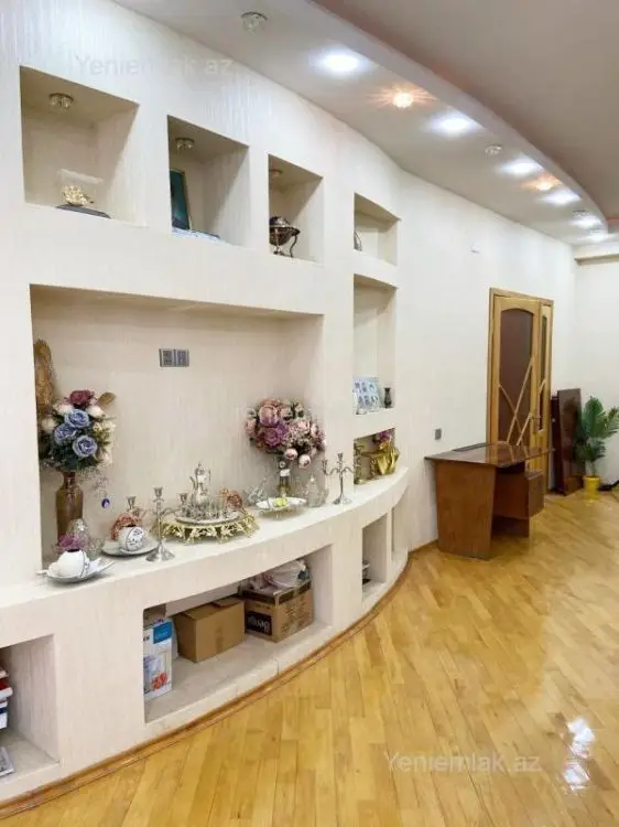 530 000 AZN - 4 otaqlı mənzil Satılır, Yasamal qəs., Yasamal, Bakı