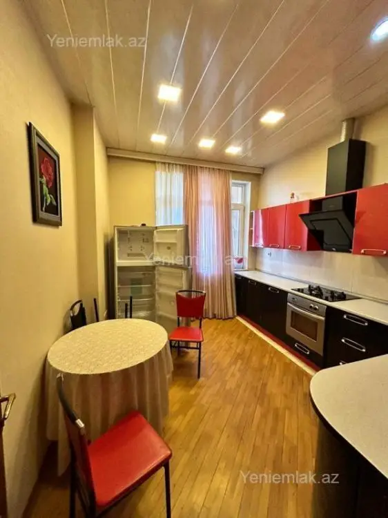 1 000 AZN - 3 otaqlı mənzil Kirayə (aylıq), Nəsimi, Bakı