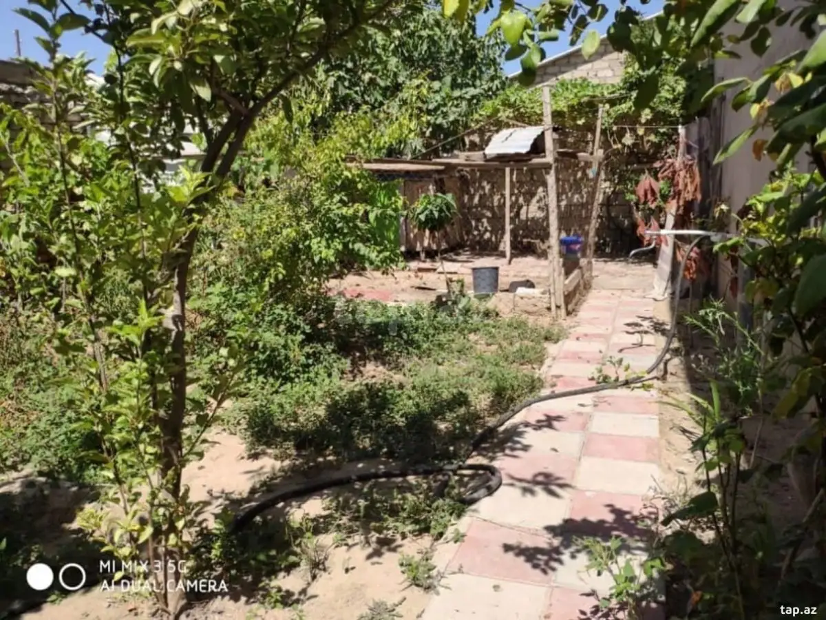 95 000 AZN - 8 otaqlı mənzil , Ramana qəs., Sabunçu, Bakı