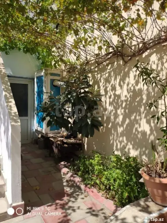 95 000 AZN - 8 otaqlı mənzil , Ramana qəs., Sabunçu, Bakı