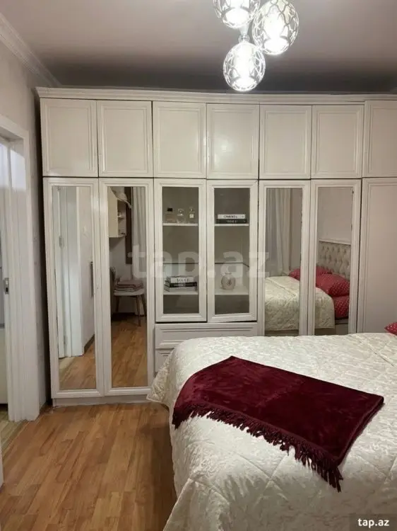 300 AZN - 3 otaqlı mənzil Kirayə (aylıq), Xırdalan