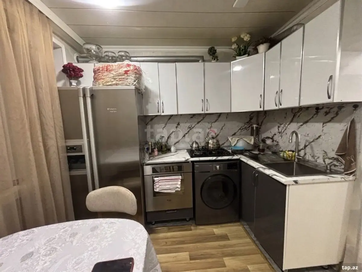300 AZN - 3 otaqlı mənzil Kirayə (aylıq), Xırdalan
