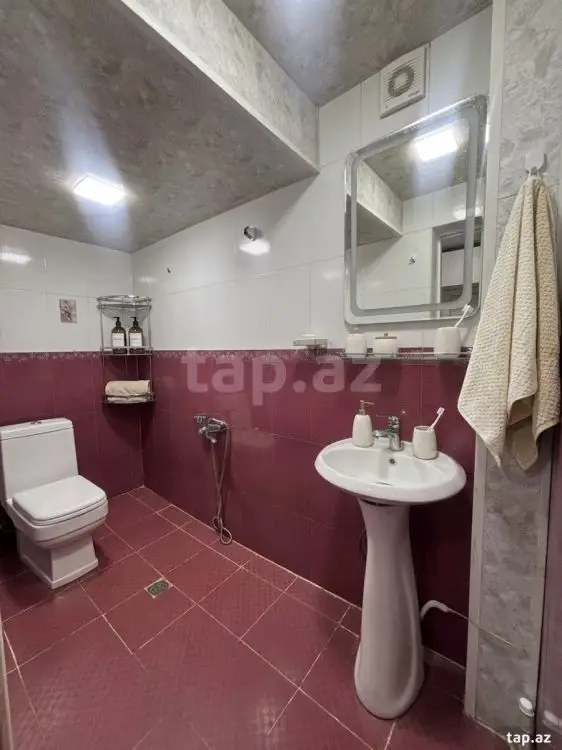 300 AZN - 3 otaqlı mənzil Kirayə (aylıq), Xırdalan