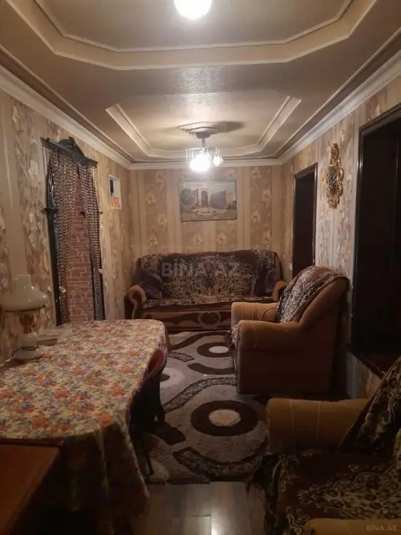 400 AZN - 3 otaqlı mənzil Kirayə (aylıq), Quba