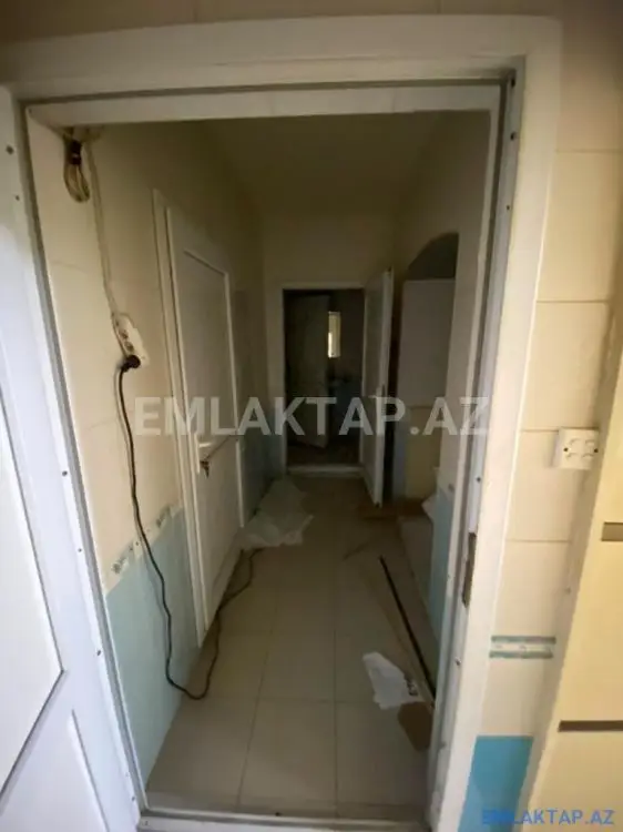 2 800 AZN - 270 m² Obyekt / Ofis Kirayə (aylıq), 28 may qəs., Binəqədi, Bakı