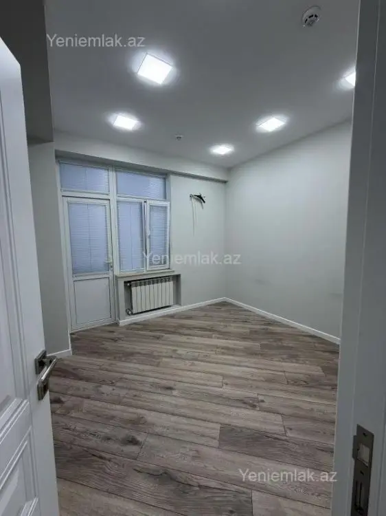 288 000 AZN - 162 m² Obyekt / Ofis Satılır, 10-cu mikrorayon, Sumqayıt
