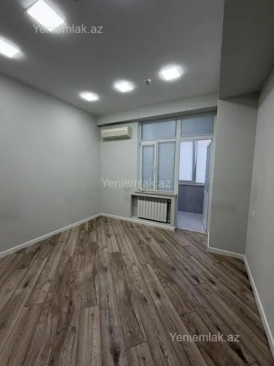 288 000 AZN - 162 m² Obyekt / Ofis Satılır, 10-cu mikrorayon, Sumqayıt