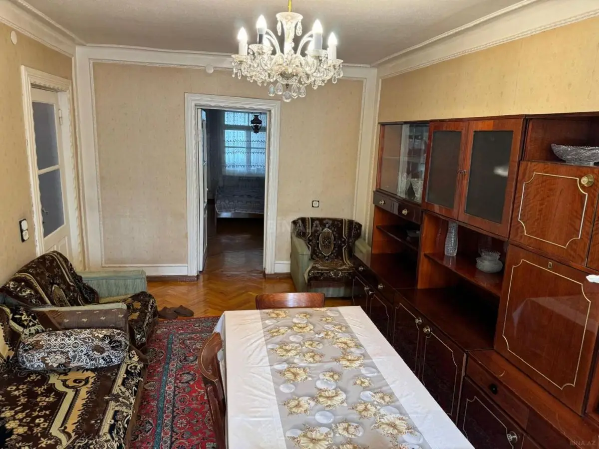 400 AZN - 4 otaqlı mənzil Kirayə (aylıq), Gəncə