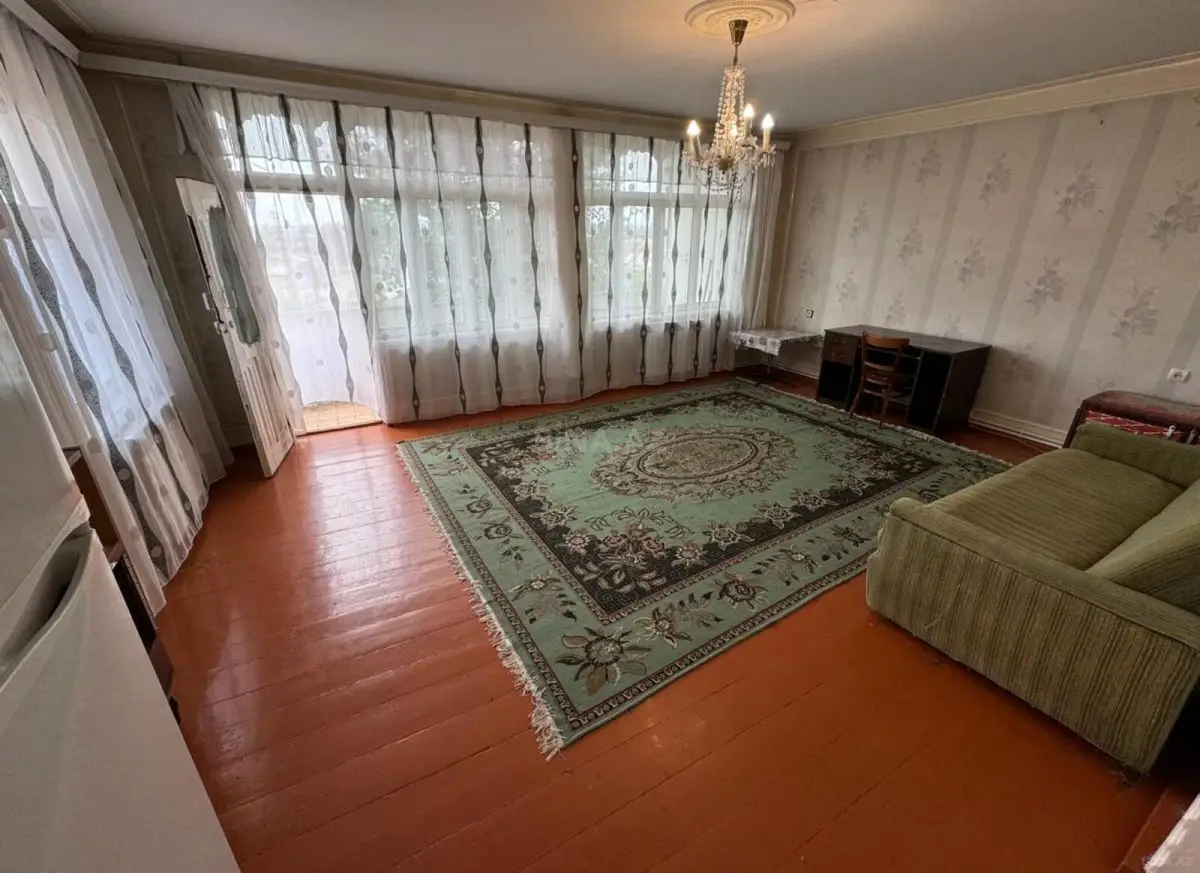 400 AZN - 4 otaqlı mənzil Kirayə (aylıq), Gəncə