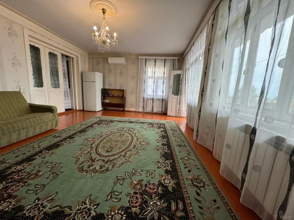 400 AZN - 4 otaqlı mənzil Kirayə (aylıq), Gəncə