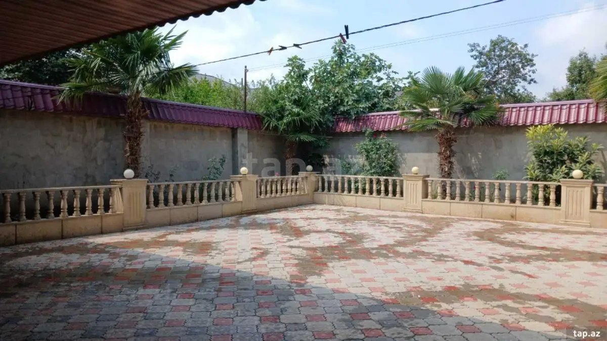 160 AZN - 6 otaqlı mənzil Kirayə (aylıq), Qazax