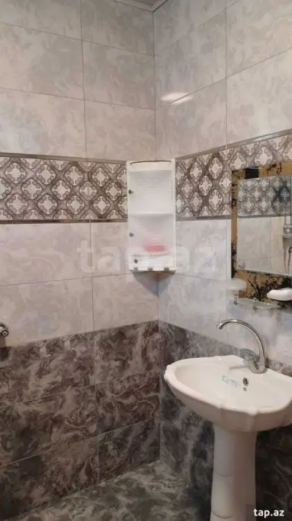 160 AZN - 6 otaqlı mənzil Kirayə (aylıq), Qazax