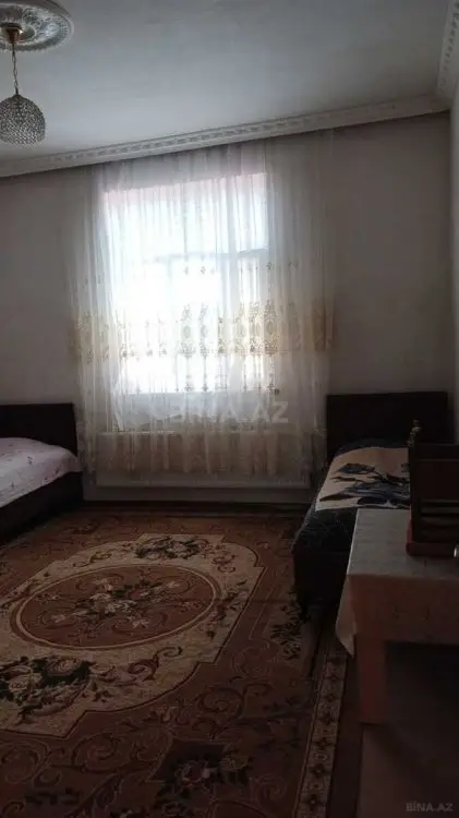 160 AZN - 6 otaqlı mənzil Kirayə (aylıq), Qazax