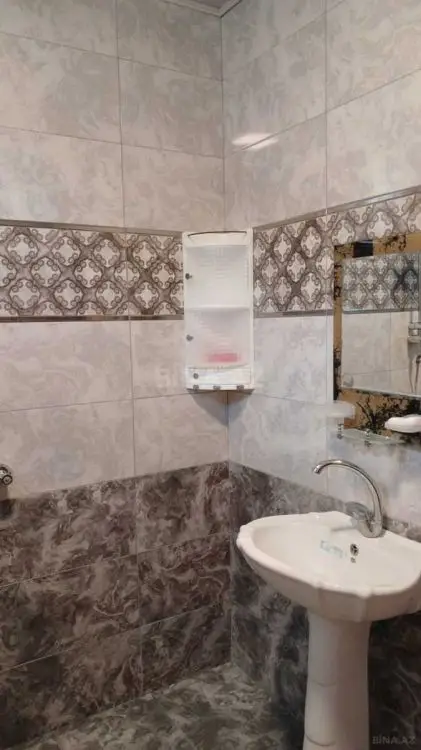 160 AZN - 6 otaqlı mənzil Kirayə (aylıq), Qazax
