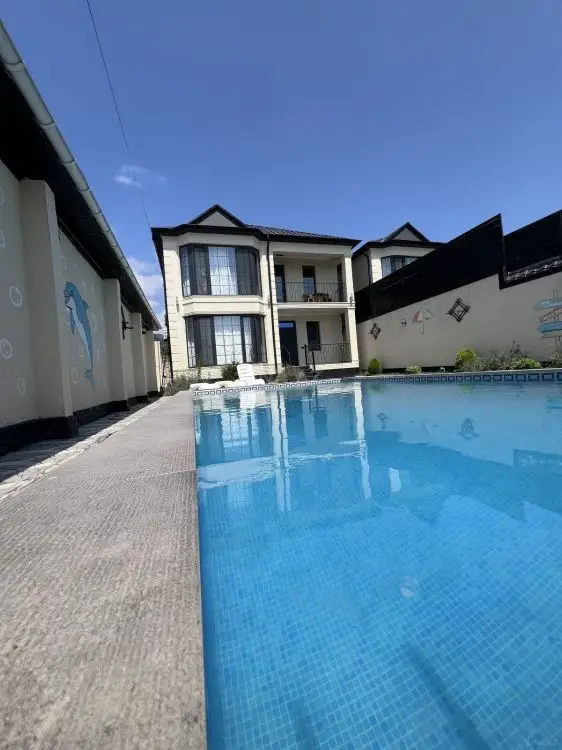 800 AZN - 5 otaqlı mənzil Kirayə (aylıq), Qəbələ