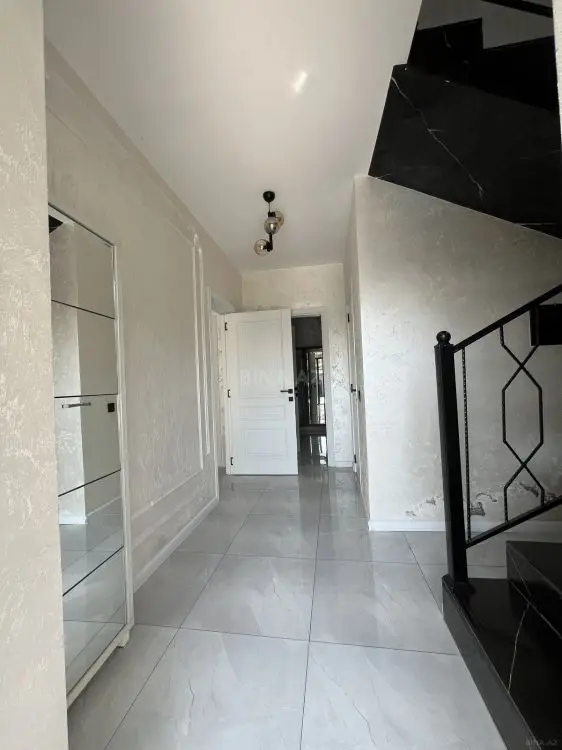 800 AZN - 5 otaqlı mənzil Kirayə (aylıq), Qəbələ
