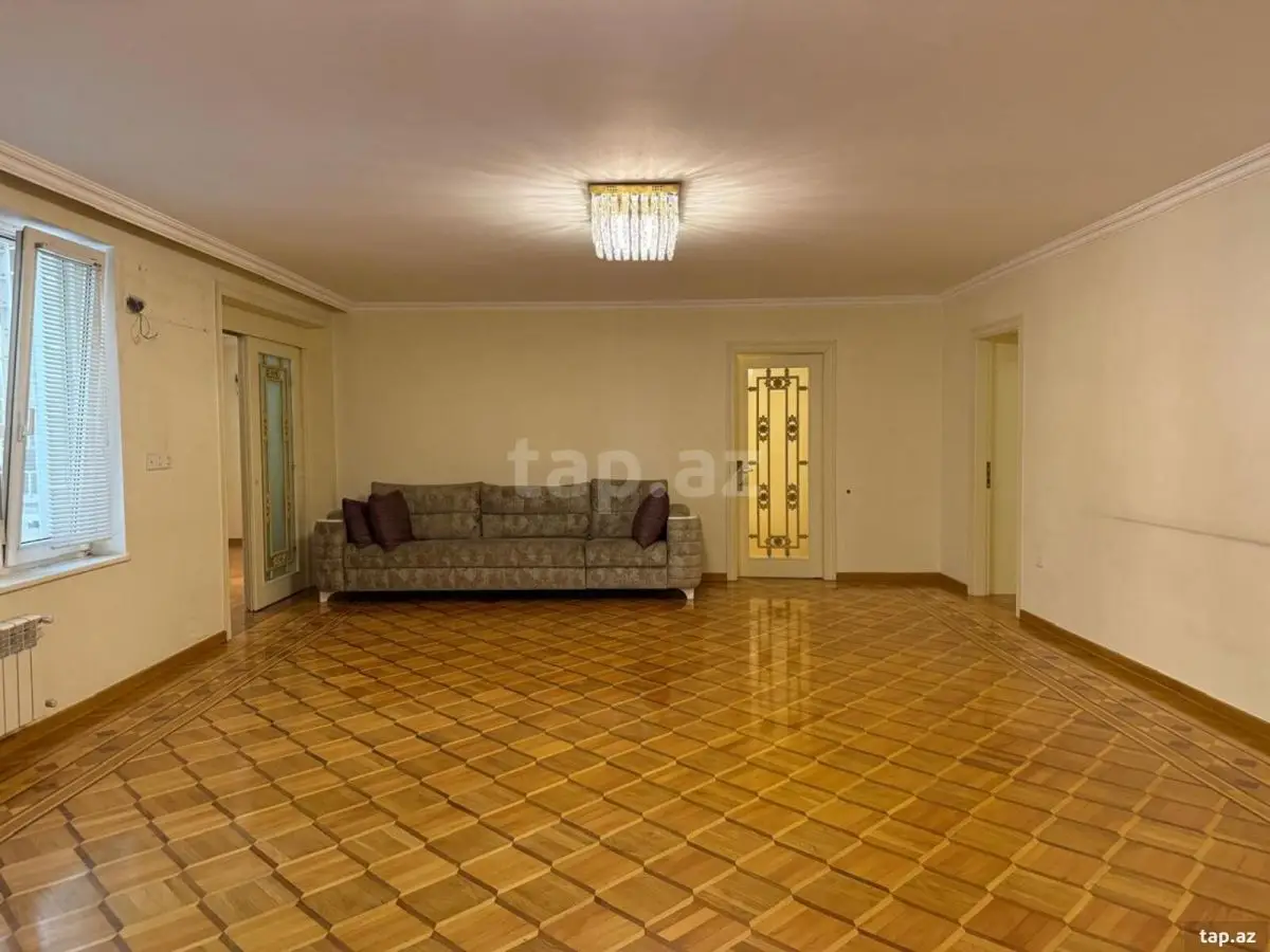1 000 AZN - 3 otaqlı mənzil Kirayə (aylıq), Bakı