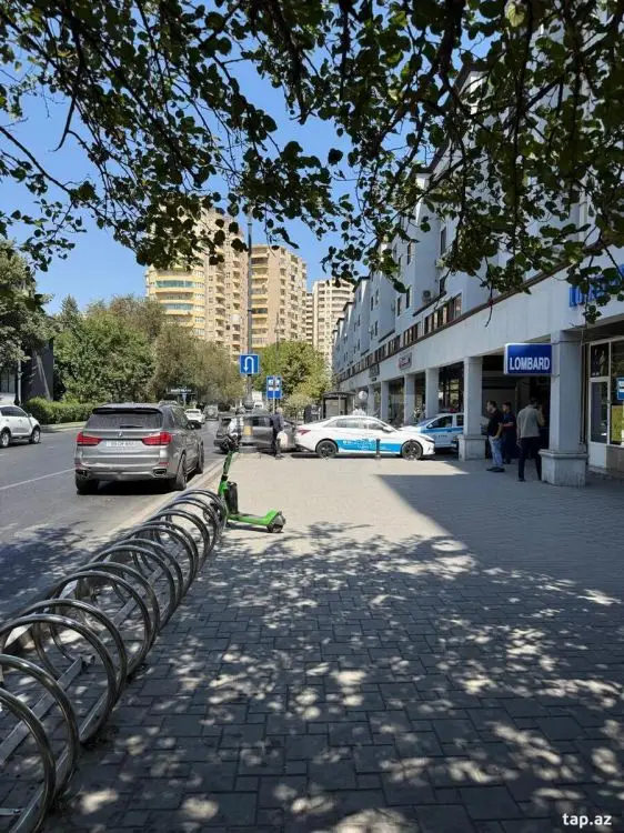 1 000 AZN - 3 otaqlı mənzil Kirayə (aylıq), Bakı