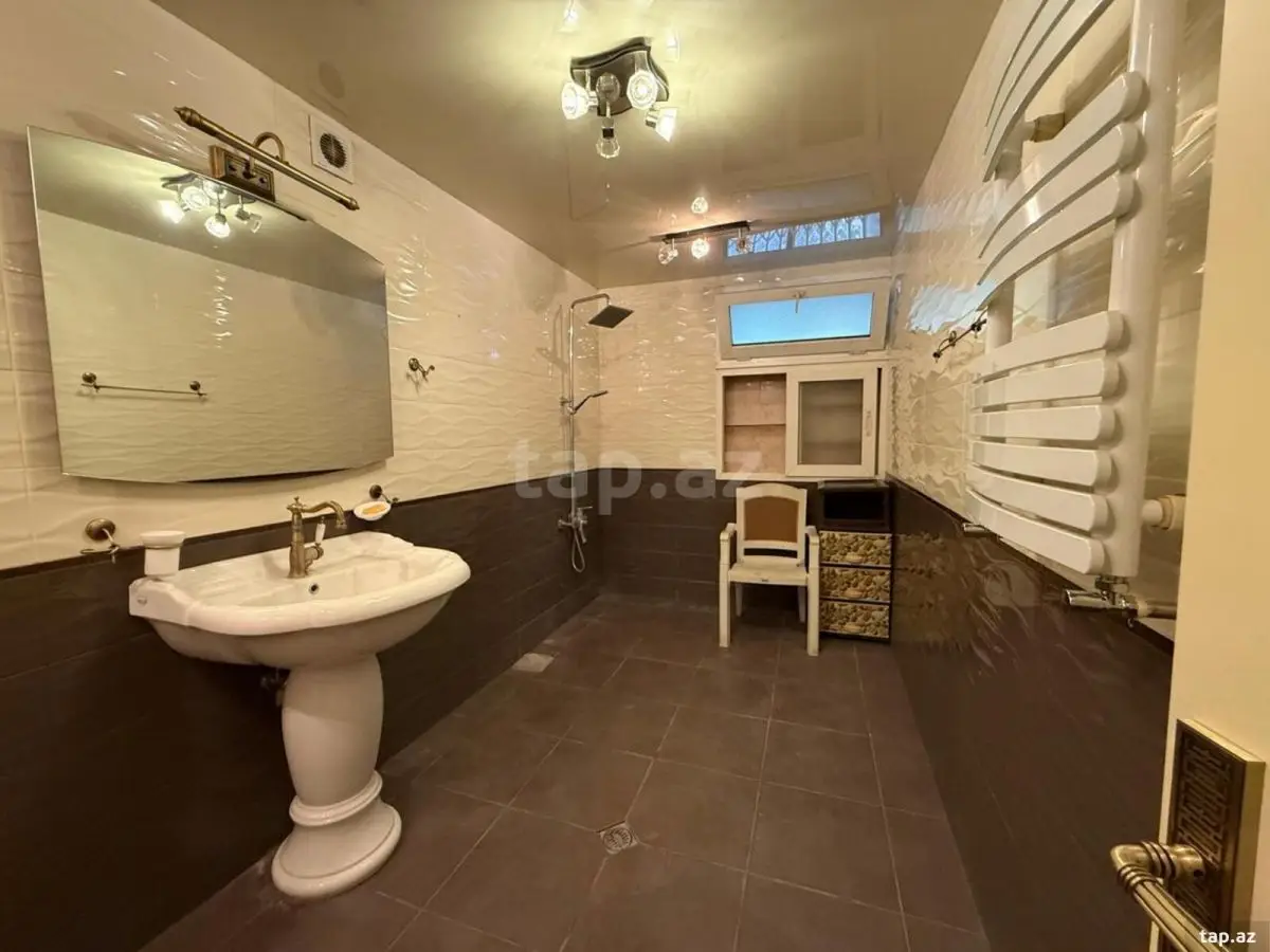 1 000 AZN - 3 otaqlı mənzil Kirayə (aylıq), Bakı