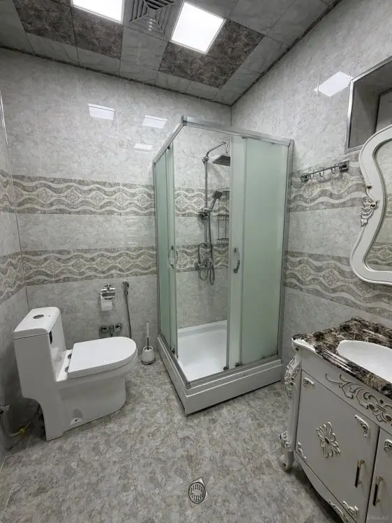 450 AZN - 3 otaqlı mənzil Kirayə (aylıq), Lökbatan qəs., Qaradağ, Bakı