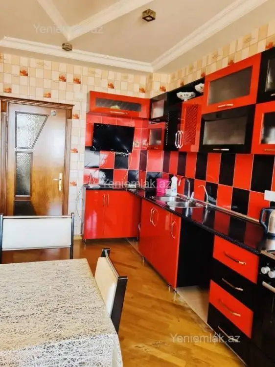 250 000 AZN - 3 otaqlı mənzil Satılır, 8-ci kilometr, Nizami, Bakı