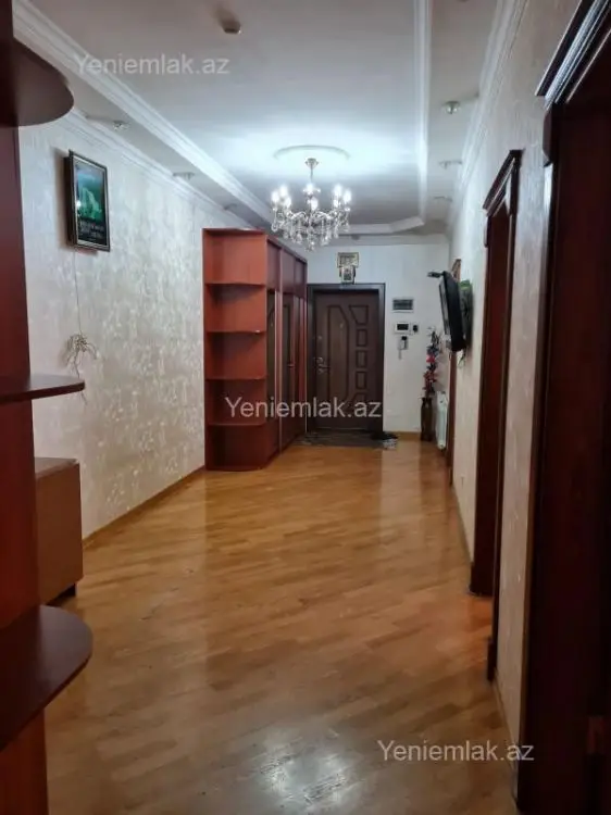 250 000 AZN - 3 otaqlı mənzil Satılır, 8-ci kilometr, Nizami, Bakı