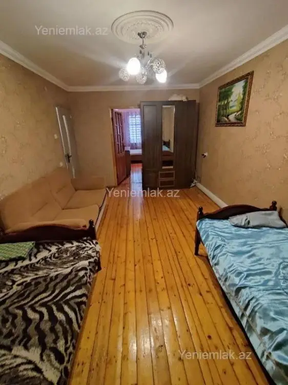 110 AZN - 3 otaqlı mənzil Kirayə (aylıq), 1-ci mikrorayon, Sumqayıt