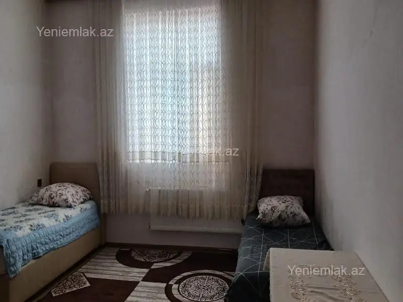 160 AZN - 6 otaqlı mənzil Kirayə (aylıq), Qazax