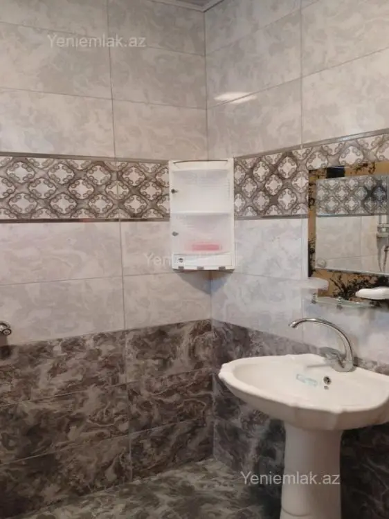 160 AZN - 6 otaqlı mənzil Kirayə (aylıq), Qazax