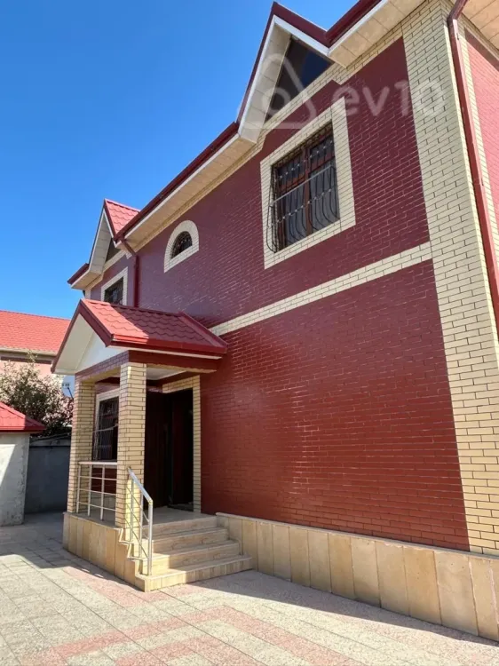 300 000 AZN - 5 otaqlı mənzil Satılır, Xudat
