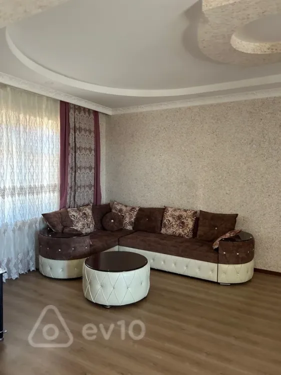 300 000 AZN - 5 otaqlı mənzil Satılır, Xudat