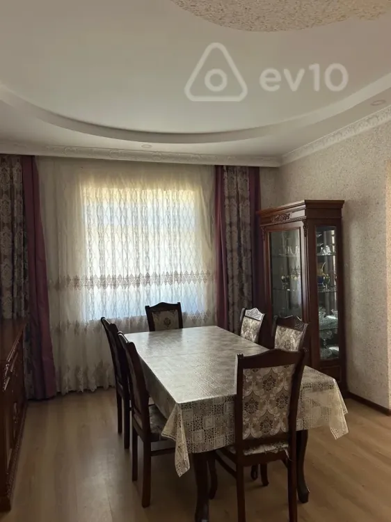 300 000 AZN - 5 otaqlı mənzil Satılır, Xudat