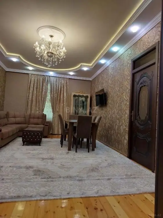 700 AZN - 4 otaqlı mənzil Kirayə (aylıq), Qəbələ