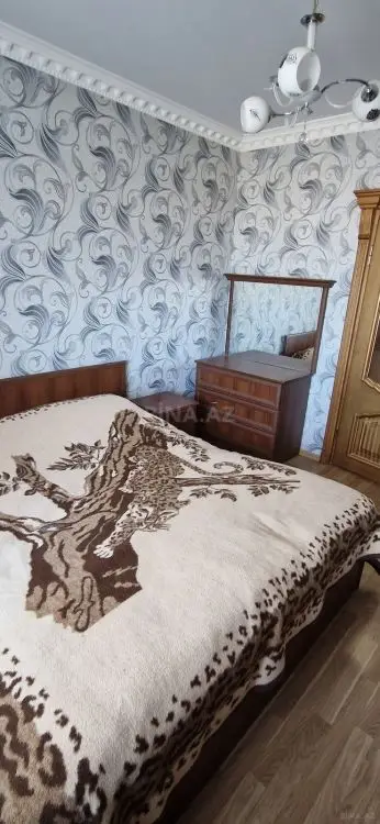 500 AZN - 4 otaqlı mənzil Kirayə (aylıq), Gəncə