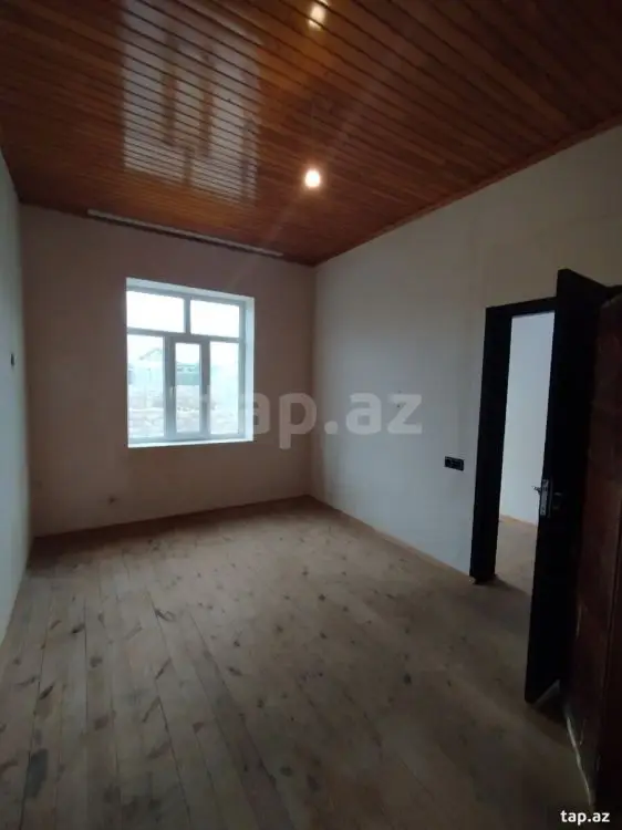 300 AZN - 3 otaqlı mənzil Kirayə (aylıq), Bakı