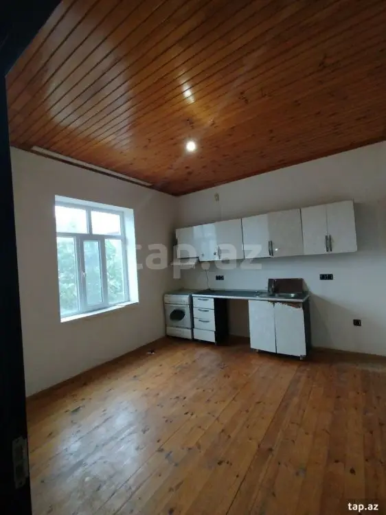 300 AZN - 3 otaqlı mənzil Kirayə (aylıq), Bakı