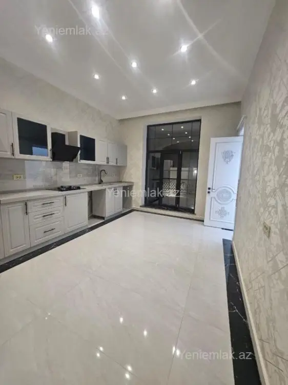 435 000 AZN - 4 otaqlı mənzil Satılır, Səbail, Bakı