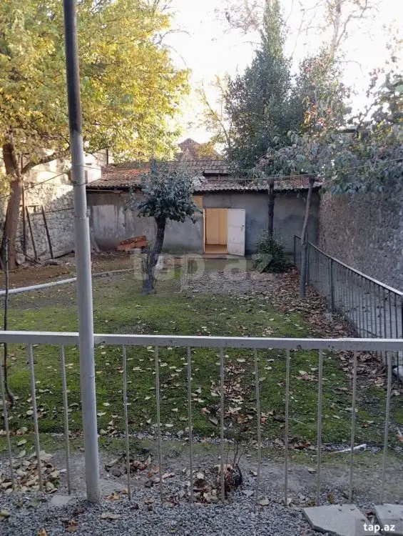 280 AZN - 3 otaqlı mənzil Kirayə (aylıq), Şəki