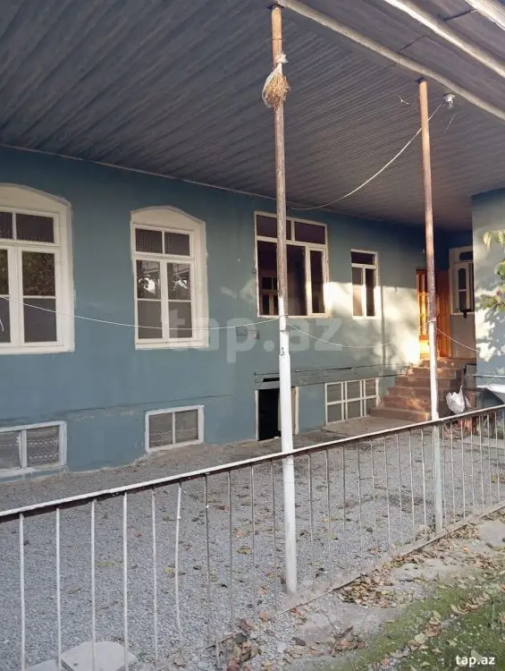 280 AZN - 3 otaqlı mənzil Kirayə (aylıq), Şəki